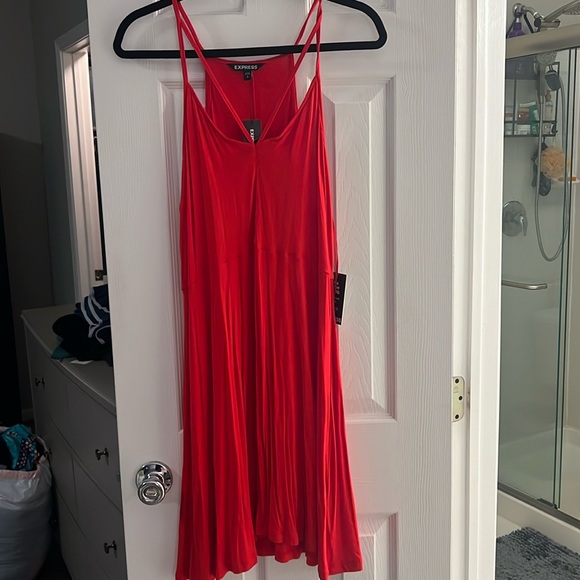 Express dress with pretty straps - Picture 1 of 5